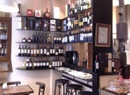 cafe-thibon-vinoteca-wine-bar-en-capital-federal-argentina-3.jpg