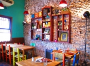la-perinola-restaurante-bar-palermo-argentina-2.jpg