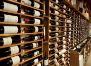 patagonia-vinos-vinoteca-wine-store-en-bariloche-argentina-3.jpg