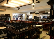la-vinoteca-nueva-costanera-3955-vitacura-chile-3.jpg