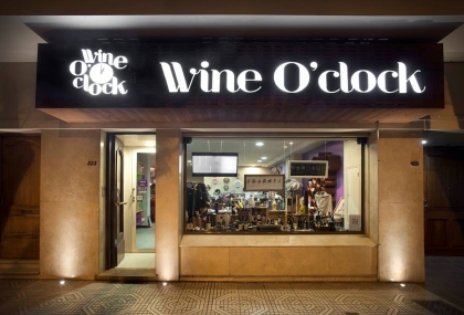 wine-oclock-vinoteca-en-mendoza-argentina-1.jpg
