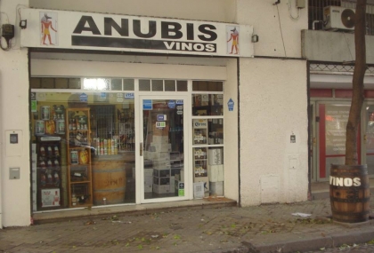 anubis-vinoteca-en-santa-fe-argentina.jpg